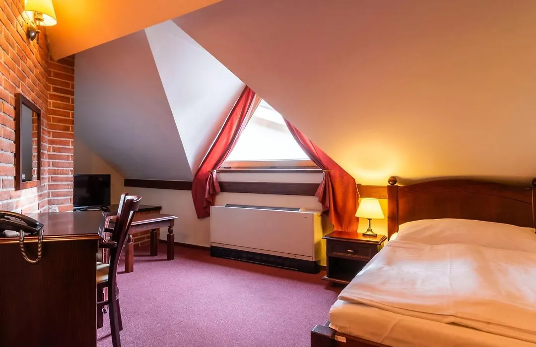 Wellness Hotel Gondola-1
